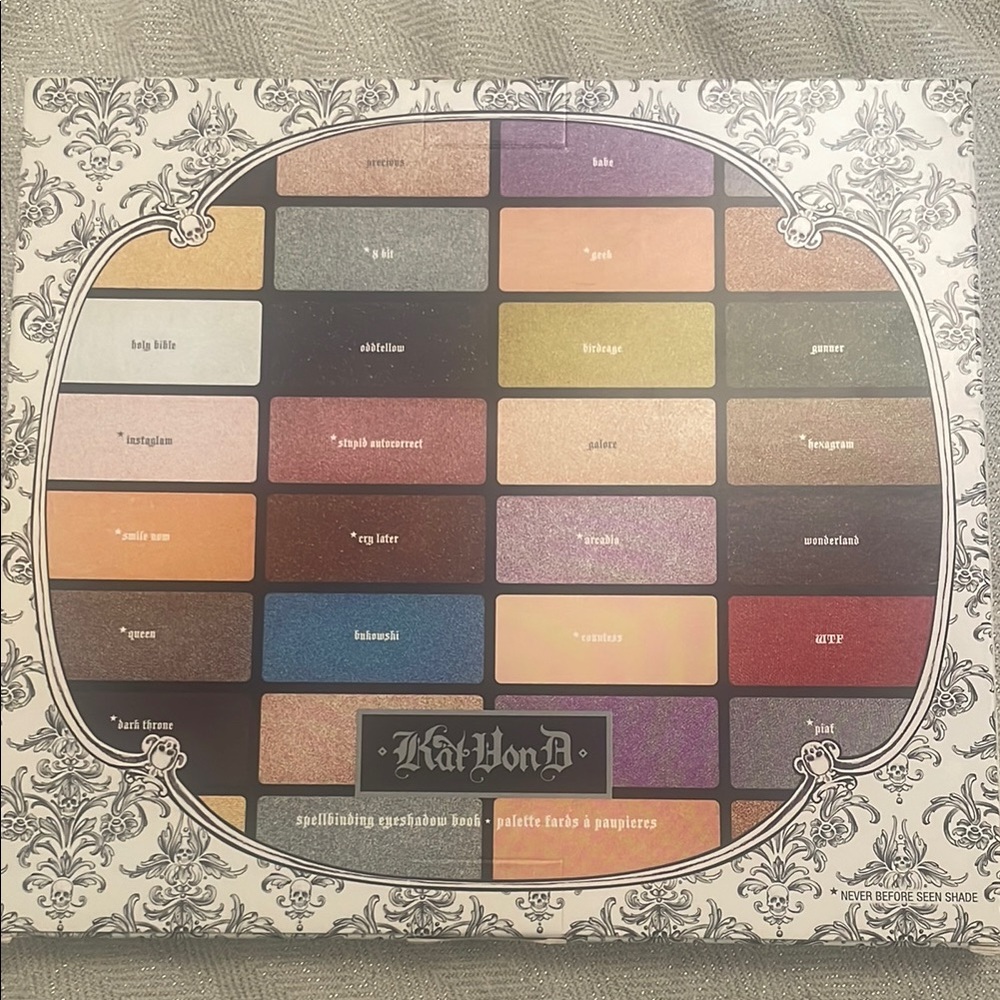 Kat Von D Spellbinding Eyeshadow Book - Picture 2 of 9